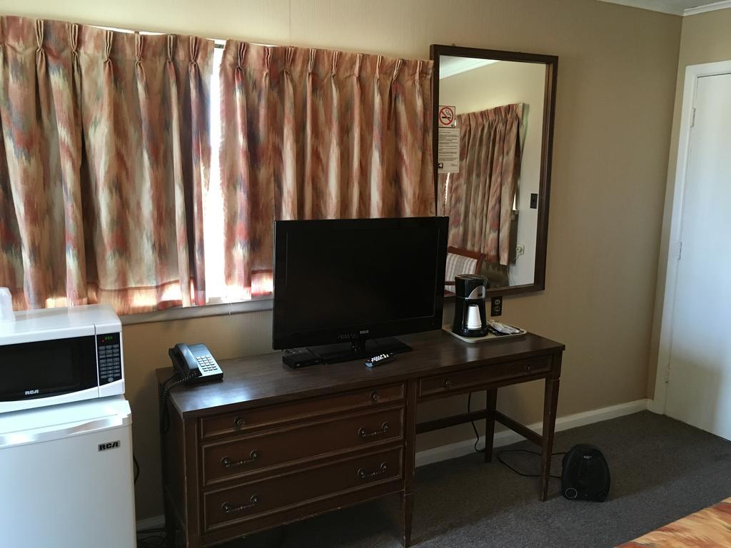 Shamrock Motel 米德兰 外观 照片